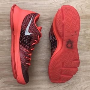 KD 8 Hyper Crimson Size 12